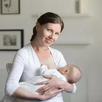 Ketahui pentingnya menyusui bayi 30 menit setelah lahir untuk kehidupan yang sehat. (foto: yanalya/freepik)