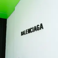 Ilustrasi Balenciaga. (dok. unsplash/Daniel Lee)