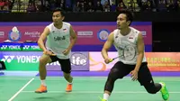 Ganda putra Indonesia, Mohammad Ahsan/Rian Agung Saputro, mengalahkan pasangan Vietnam, Do Tuan Duc/Pham Hong Nam, pada babak pertama Kejuaraan Asia 2017 di Wuhan, China, Rabu (26/4/2017). (PBSI)