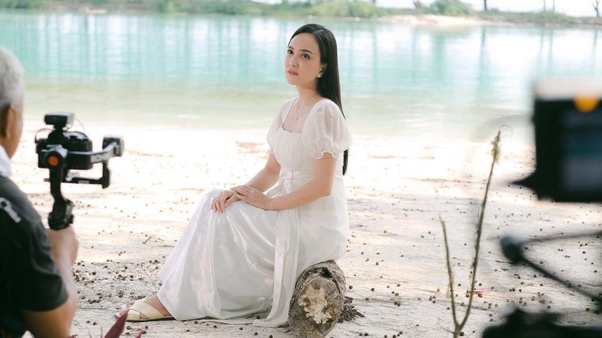 7 Potret Memesona Shandy Aulia, Ibu Tunggal yang Inspiratif dan Berkelas