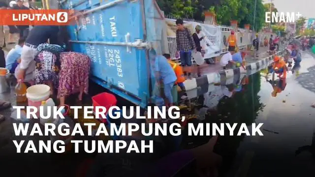 VIDEO: Truk Terguling, Warga Rebutan Tampung Minyak Goreng yang Tumpah di Makassar