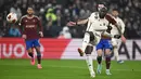 Gelandang AS Roma Belgia #90 Romelu Lukaku mencetak gol pertama untuk timnya ke gawang Servette FC pada laga matchday 5 Grup G Liga Europa 2023/2024 di Stade de Geneve, Jumat (1/12/2023) dini hari WIB. (Fabrice COFFRINI / AFP)