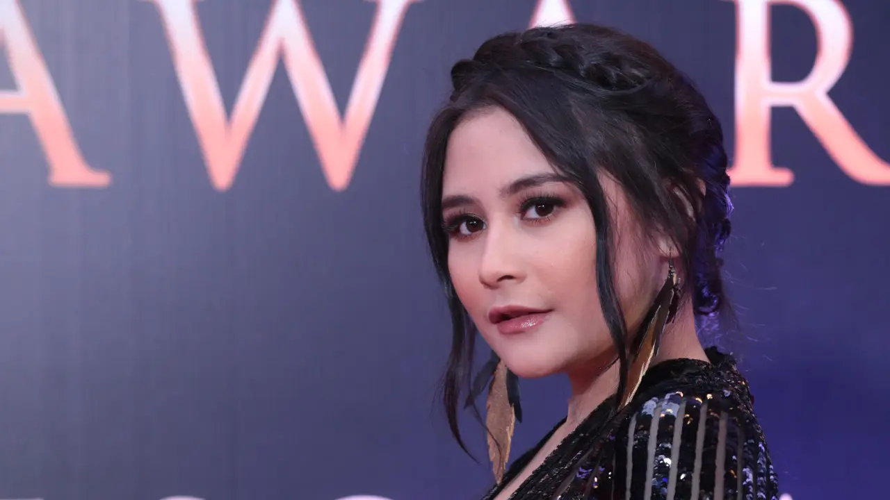 [Bintang] Prilly Latuconsina