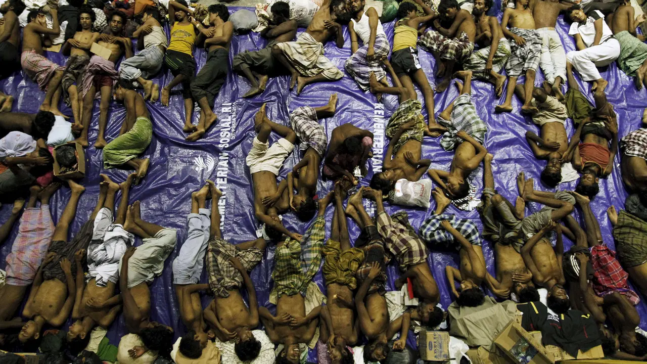 Ratusan Pengungsi Rohingya Terdampar di Aceh 