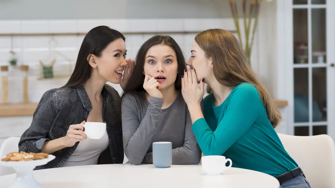 sahabat perempuan