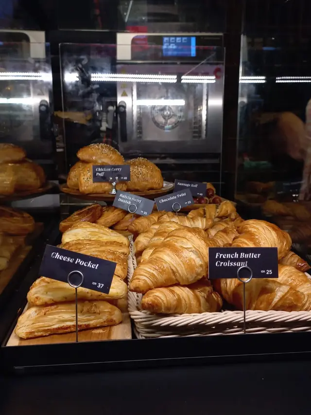 Wajah Baru Starbucks Reserve Grand Indonesia yang Memanjakan Lima Panca Indera