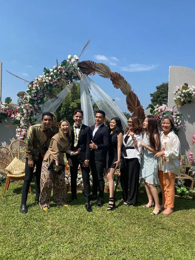 6 Momen Pernikahan Reza Alisyahbana 'Cinta Karena Cinta'