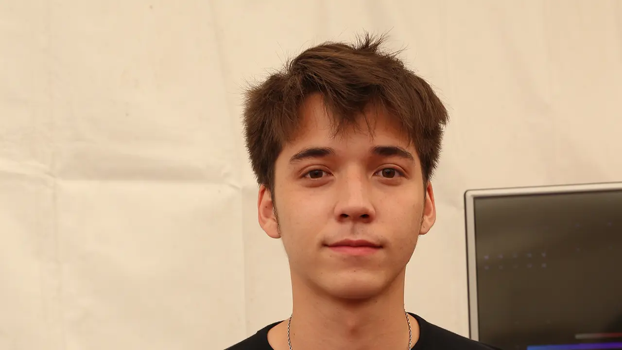 [Bintang] Stefan William