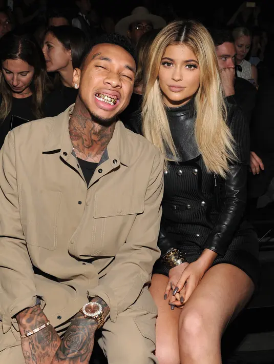 Tak hanya itu, Kylie di sebut-sebut membiayai hidup sang rapper selama masih menjadi sepasang kekasih. (AFP/Bintang.com)