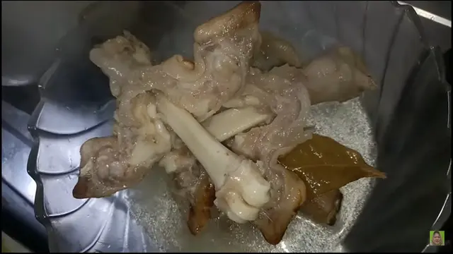 Tanpa Alat Presto, Begini Cara Masak Kaki Kambing Biar Lembut dan Anti Prengus