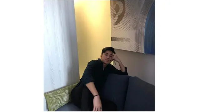 Rayakan Ultah Bareng, Ini 6 Potret Zaki Pria yang Dikabarkan Kekasih Adhisty Zara