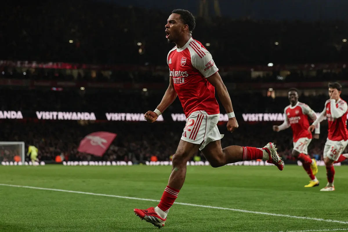 Foto: Arsenal Menangkan Derby London, Amankan Poin Krusial untuk Bertahan di Puncak Klasemen Liga Inggris