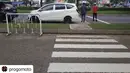 Memaksakan parkir mengambil zebra cross. (Source: Instagram.com/@progomoto)