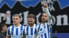 Tidak lengkap rasanya jika sebuah klub elite Eropa tanpa dihuni para pemain asal Spanyol yang terbukti memiliki kualitas dan skill tingkat tinggi. Tak terkecuali beberapa klub di Liga Inggris yang berani mendatangkan mereka dengan harga yang fantastis. Seperi 5 pemain berikut yang menjadi pemain asal Spanyol termahal di Liga Inggris sepanjang sejarah. Siapa saja? Simak uraiannya berikut ini. (AFP/Glyn Kirk)
