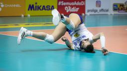 Pemain Bandung Bjb Tandamata, Nikoleta Perovic gagal mengembalikan bola dalam laga final four PLN Mobile Proliga 2022 melawan Jakarta Pertamina Fastron di Padepokan Bola Voli Sentul, Jawa Barat, Minggu (20/03/2022). Bandung Bjb menang 3-0 (25-15, 25-17, 25-17). (Bola.com/Bagaskara Lazuardi)