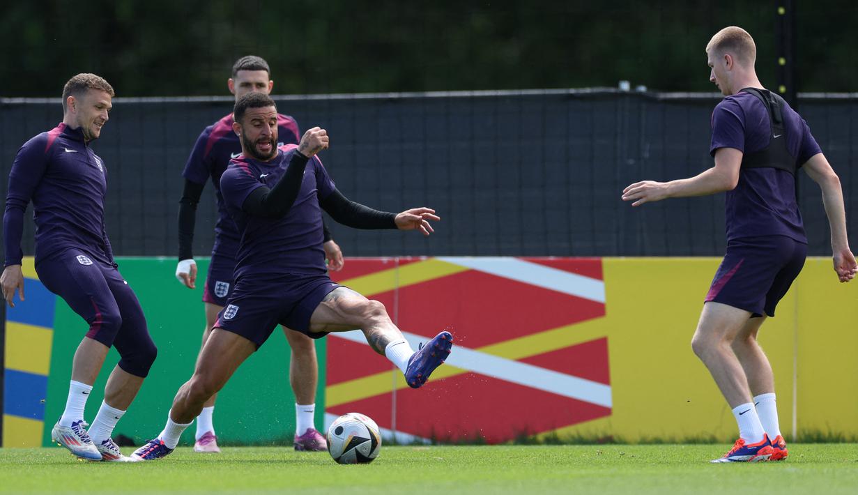 Untungnya, Inggris punya modal pengalaman. Mereka menembus final Euro 2020, meski gagal jadi juara. (Adrian DENNIS / AFP)