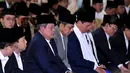 Salat ini juga diikuti para menteri Kabinet Indonesia Bersatu II, pimpinan lembaga negara, dan duta besar negara sahabat, Jakarta, (5/10/14). (Liputan6.com/Johan Tallo)