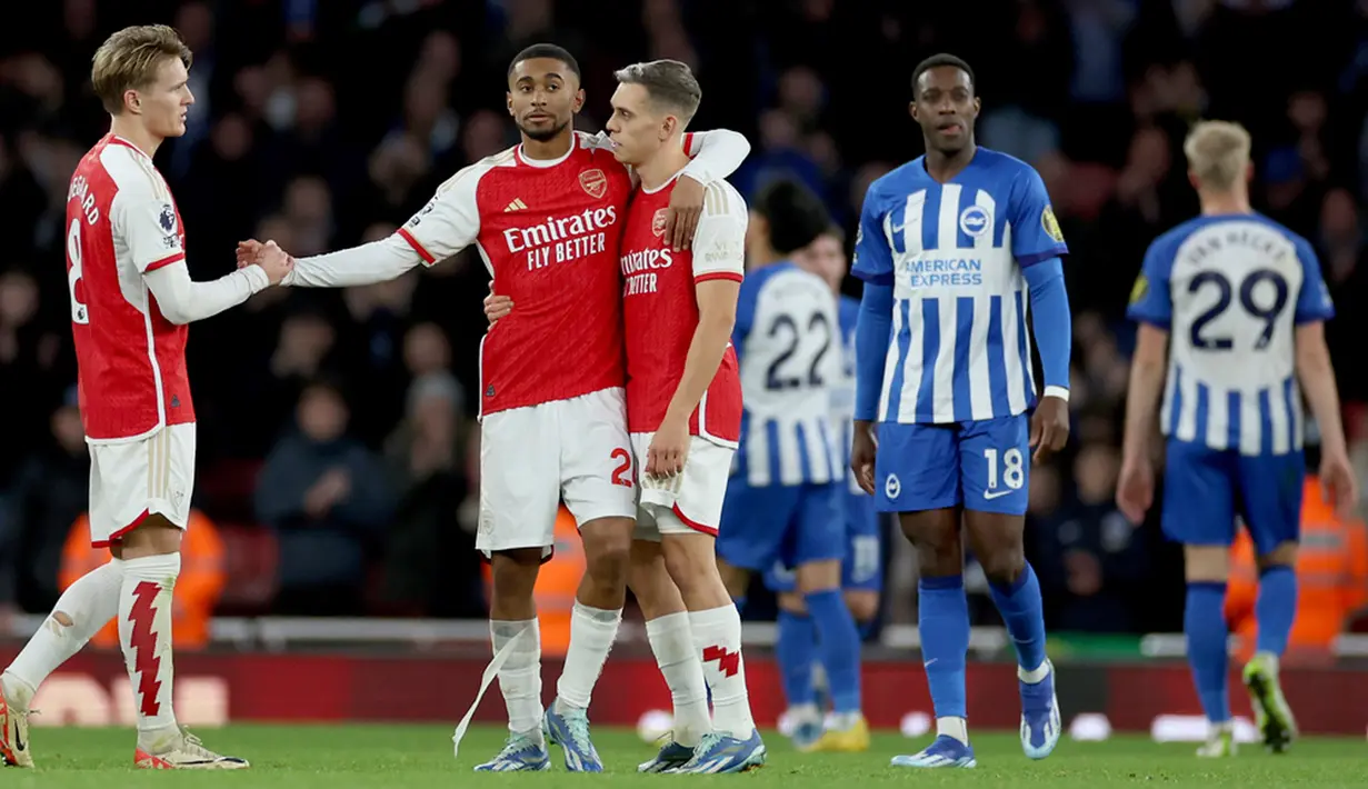 Arsenal akhirnya memastikan kemenangan lewat Kai Havertz di menit ke-87. Hasil ini membawa mereka ke puncak klasemen sementara. (AP Photo/Ian Walton)