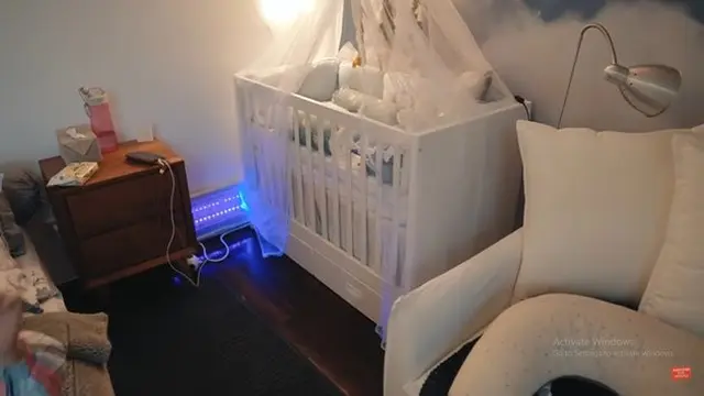 7 Potret Kamar Baby Air Anak Irish Bella dan Ammar Zoni, Bernuansa Biru Putih
