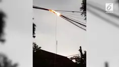 Kebakaran kabel terjadi di depan Rumah Sakit Borromeus Bandung.