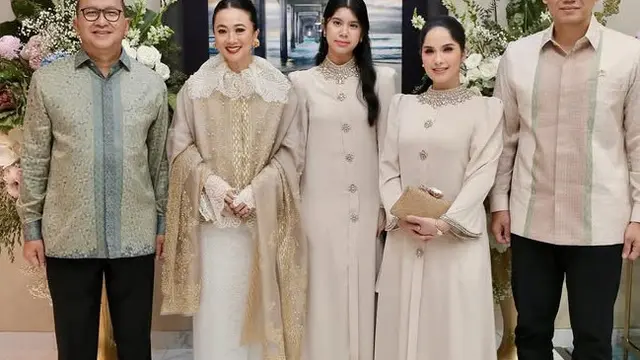Gaya Menantu SBY dan Jokowi saat Lebaran 2025. [@annisayudhoyono]