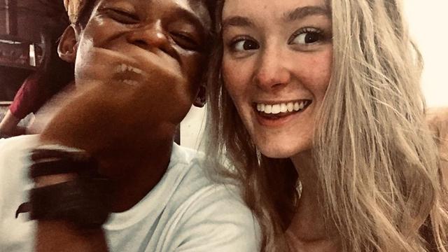 6 Potret Terbaru Pria Magelang dengan Istri Bule Cantik yang Makin Mesra