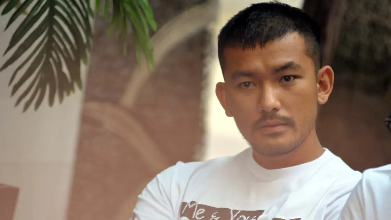 Panjat Dinding, Rio Dewanto Berguru kepada Bucek Depp