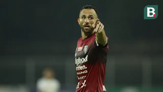Foto: Antiklimaks Bali United saat Jadi Juara BRI Liga 1, Dibantai Persebaya 0-3