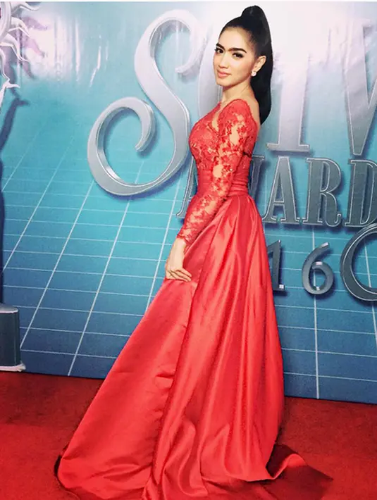 "Aduh, aduh, aduh. Aku no comment terserah mereka ngomong apa," kata Daniel Karamoy saat dihubungi wartawan melalui sambungan telepon, Kamis (8/12). (Instagram/realangelkaramoy)