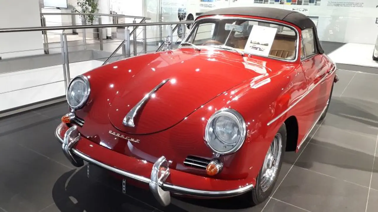 Mobil Porsche Klasik