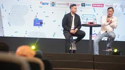 Ceo dan Founder Bukalapak Achmad Zaki memberikan sharing inspirasi saat menjadi pembicara dalam EGTC 2018 di Universitas Kristen Petra Surabaya, Jawa Timur, Rabu (14/11). EGTC 2018 ini diadakan 13-15 Oktober 2018. (Liputan6.com/Faizal Fanani)