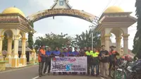 Suzuki Satria Makassar Team (SMART) melintasi trans Sulawesi. (Dok SMART)