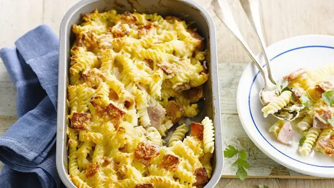 Makaroni schotel kukus/copyright VTM Koken