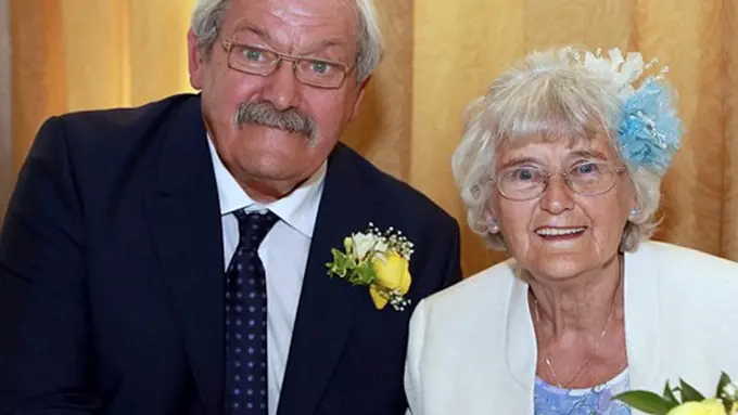 David Barker dan Daphne Thorp. | Foto: copyright dailymail.co.uk