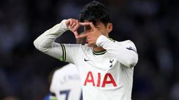 Bos Tottenham Antonio Conte memasukkan Son Heung-min pada menit ke-59. Keputusan tersebut ternyata sangat tepat. (AFP/Isabel Infantes)