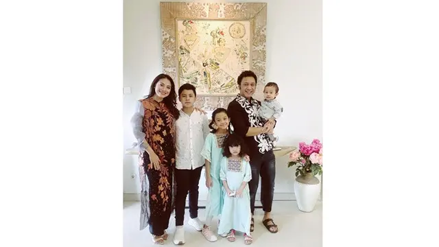 Jarang Terekspos, Ini 6 Potret Zidane Anak Tiri Giring yang Beranjak Remaja
