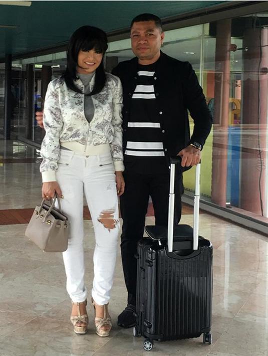 Krisdayanti Pakai Celana  Sobek  Apa Komentar Raul Lemos 