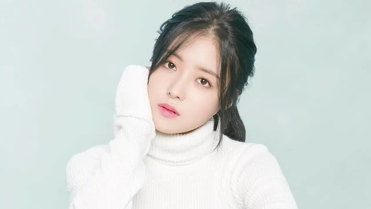 [Bintang] Jadi Mayat Hidup di Hwayugi, Ini 8 Potret Cantik Lee Se Young