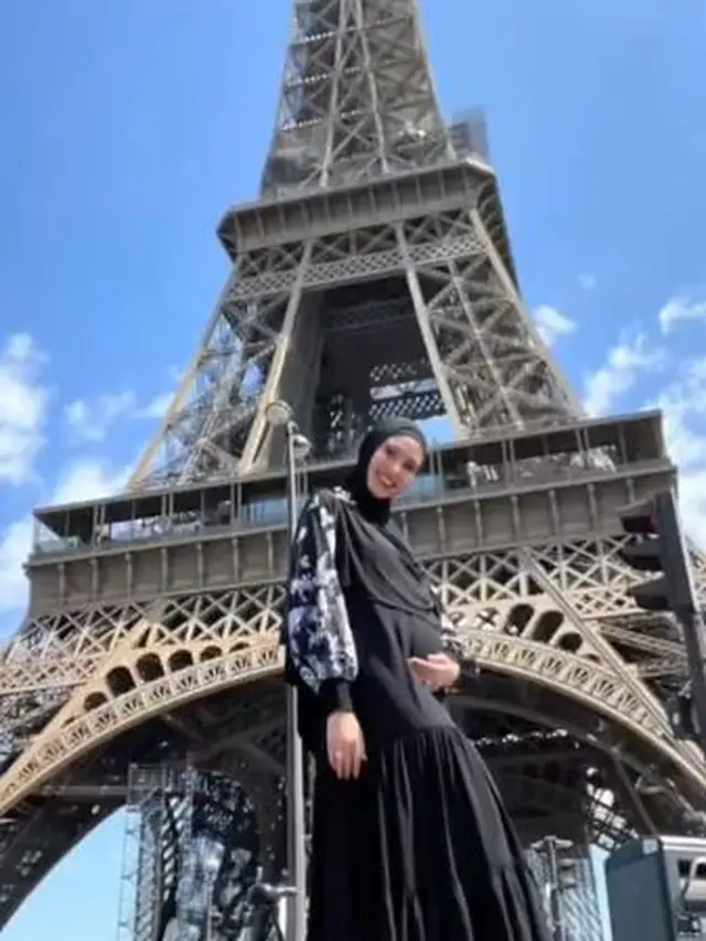 6 Potret Babymoon Kartika Putri dan Habib Usman bin Yahya di Paris, Tampil Mesra