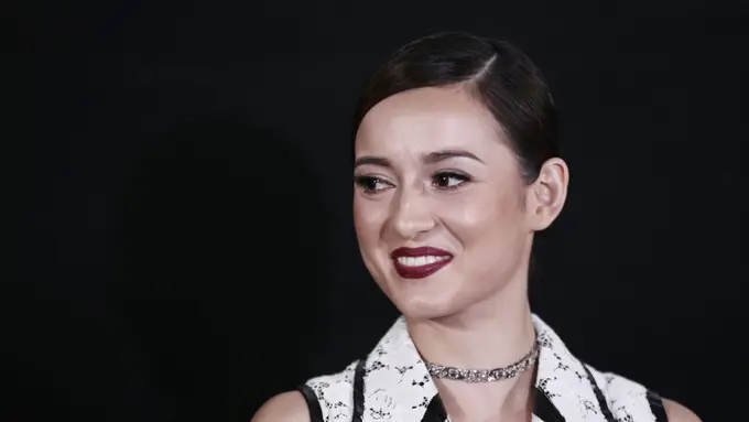 [Bintang] Julie Estelle