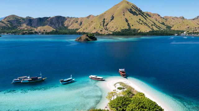 Rasakan Pengalaman Unik Live on Board 3D2N di Labuan Bajo