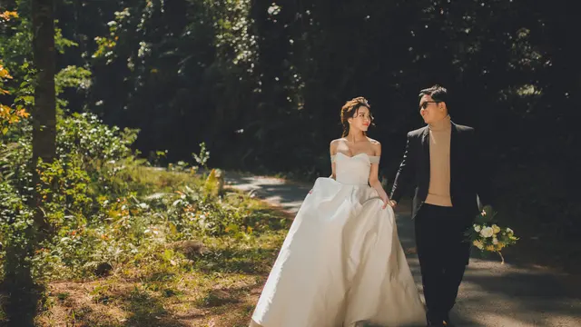 ilustrasi intimate wedding