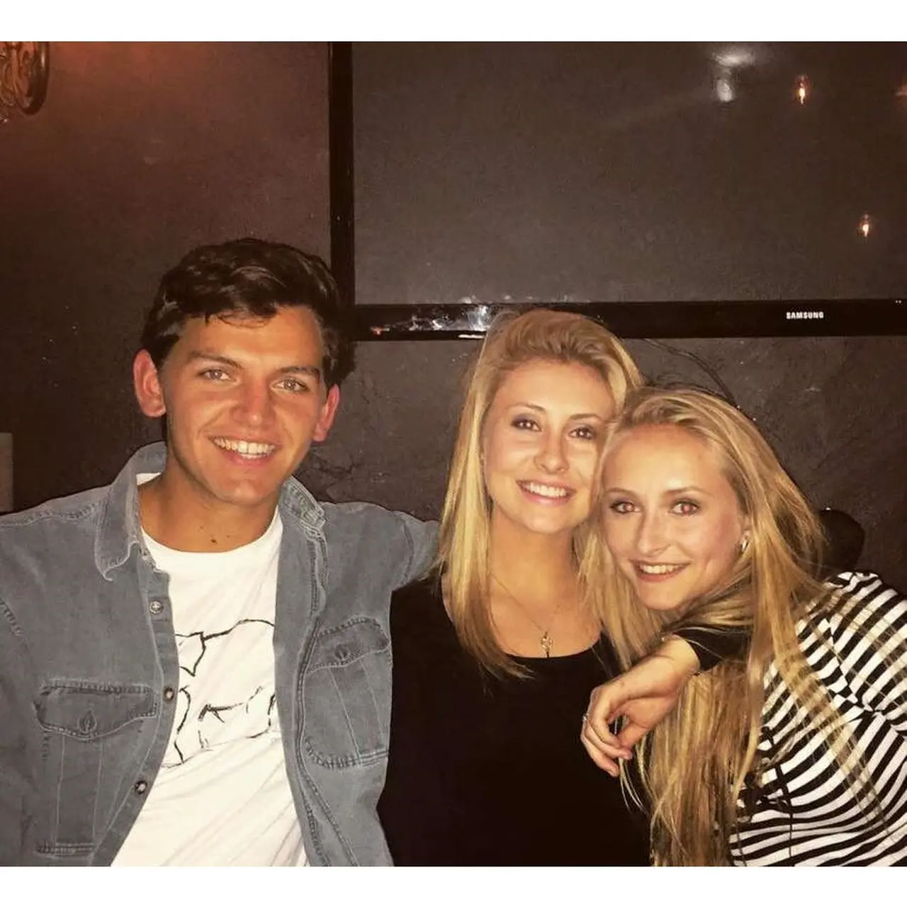 6 Potret Olivia Bolton, Wanita yang Diduga Kekasih Tom Holland - Hot