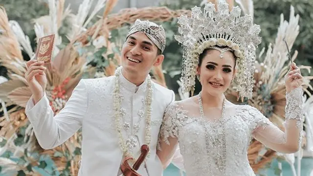 Ichal Muhammad dan Dafina Resmi Menikah, Ini 7 Potret Mesra Keduanya