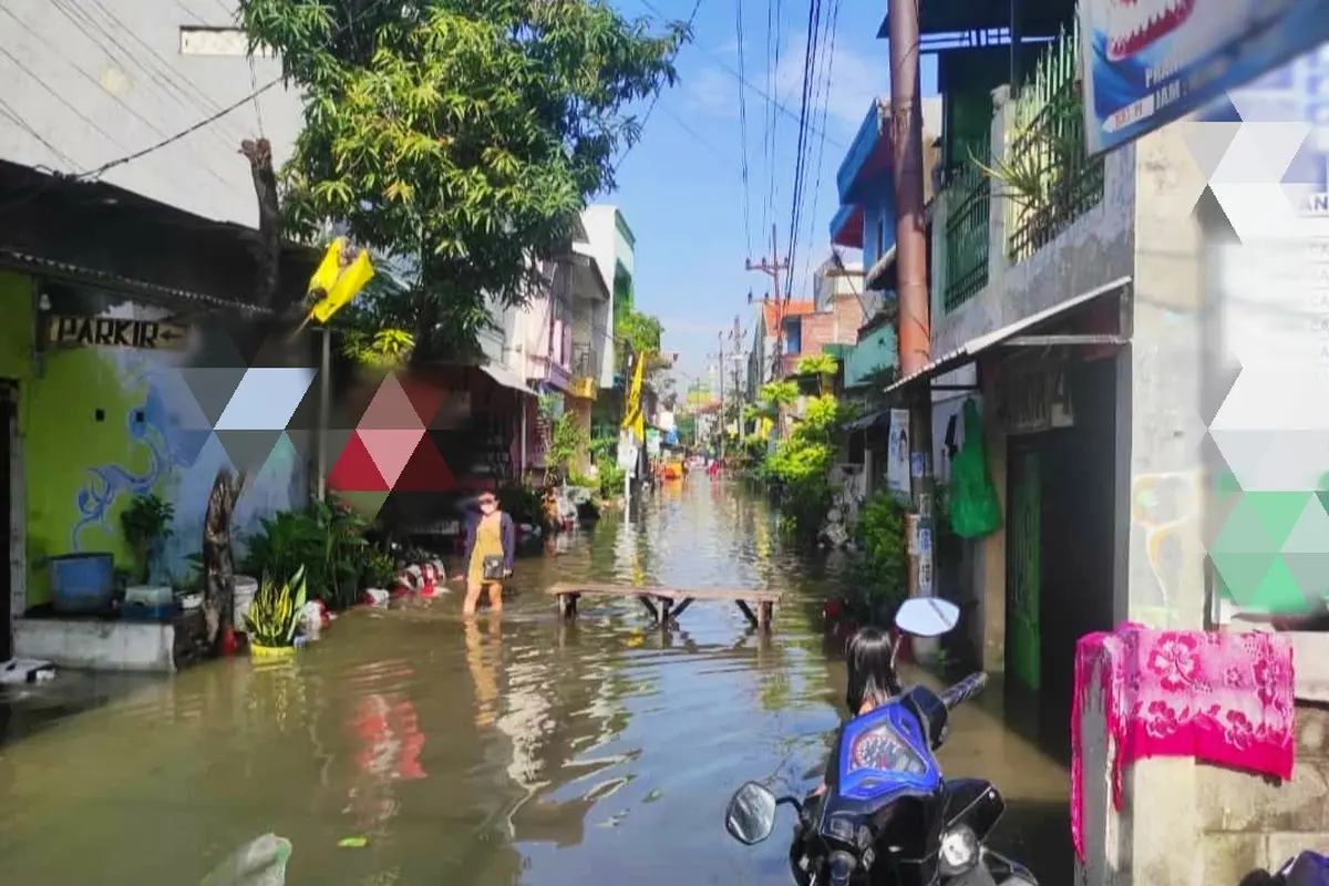 Banjir di Sidoarjo menggenangi rumah warga. (Istimewa)