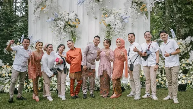 6 Potret Lamaran Syifa Adik Ayu Ting Ting, Digelar di Resort Mewah