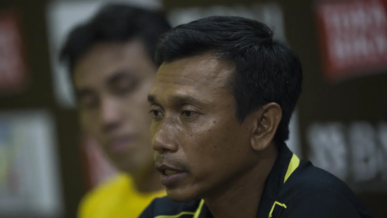 Kalah dari Sriwijaya FC, Pelatih Gresik United Salahkan Cuaca