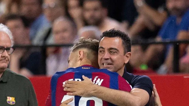 Memasuki babak kedua, Fermin Lopez berhasil membawa Barcelona unggul usai berhasil menjebol gawang Sevilla di menit ke-59. (JORGE GUERRERO/AFP)