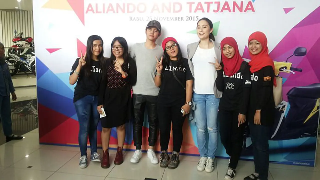 Konsumen Yamaha Lebih Dekat dengan Aliando dan Tatjana