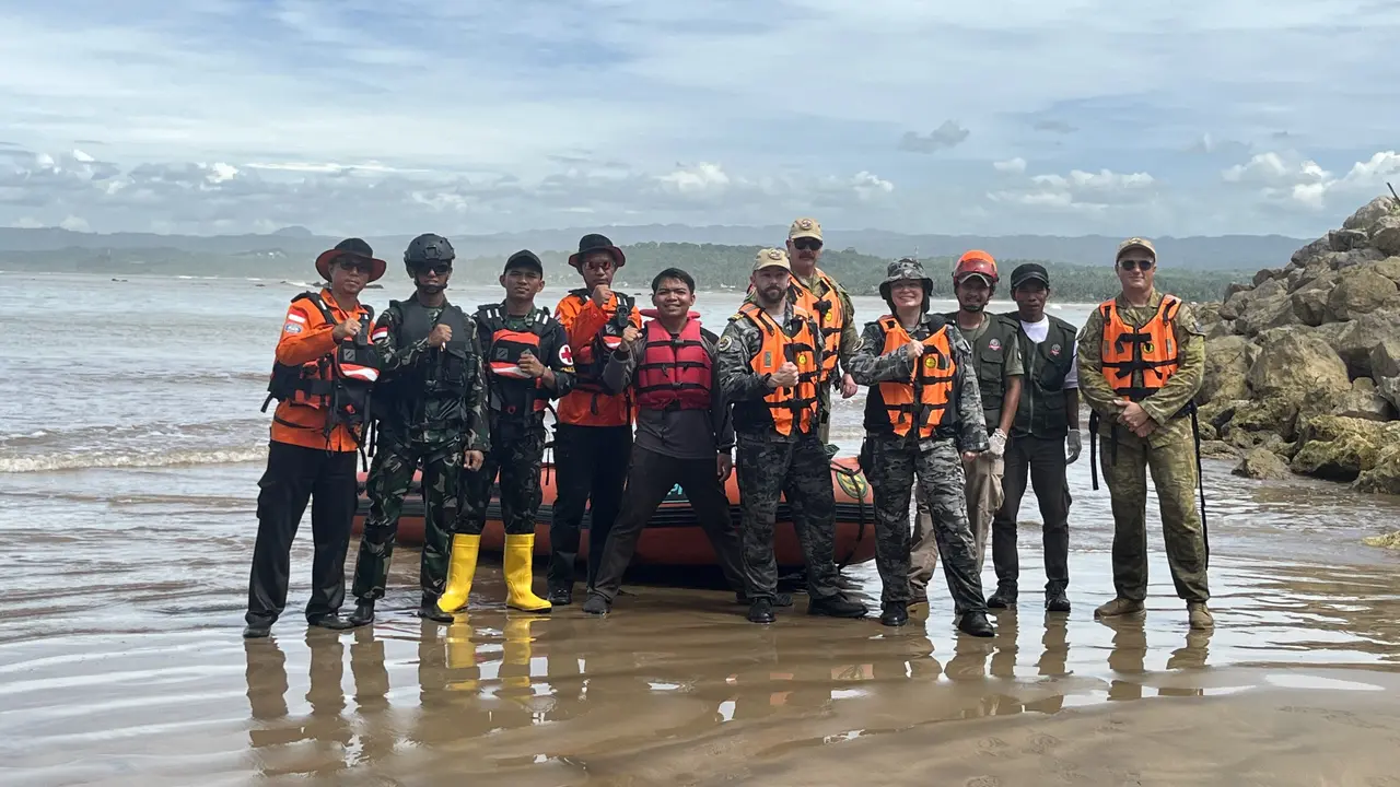 Latihan gabungan penanggulangan bencana Bhakti Kanyini Ausindo 2025 yang dilakukan Tentara Nasional Indonesia (TNI) dan Australian Defence Force (ADF) di Bayah, Kabupaten Lebak, Banten (Istimewa)